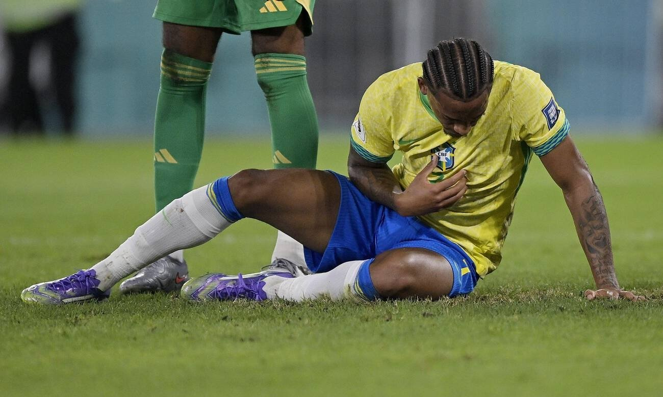 熊猫体育-包含切尔西中场核心受伤,球队战力大打折扣的词条